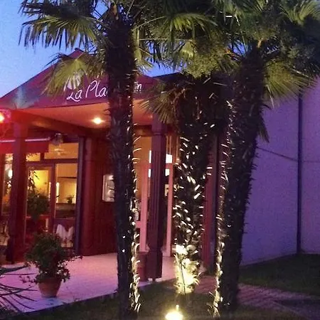 호텔 La Plantation 2*